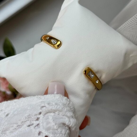 SKU:0474 gold bracelet zircon stone star material stainless steel + gift box - Picture 3 of 6